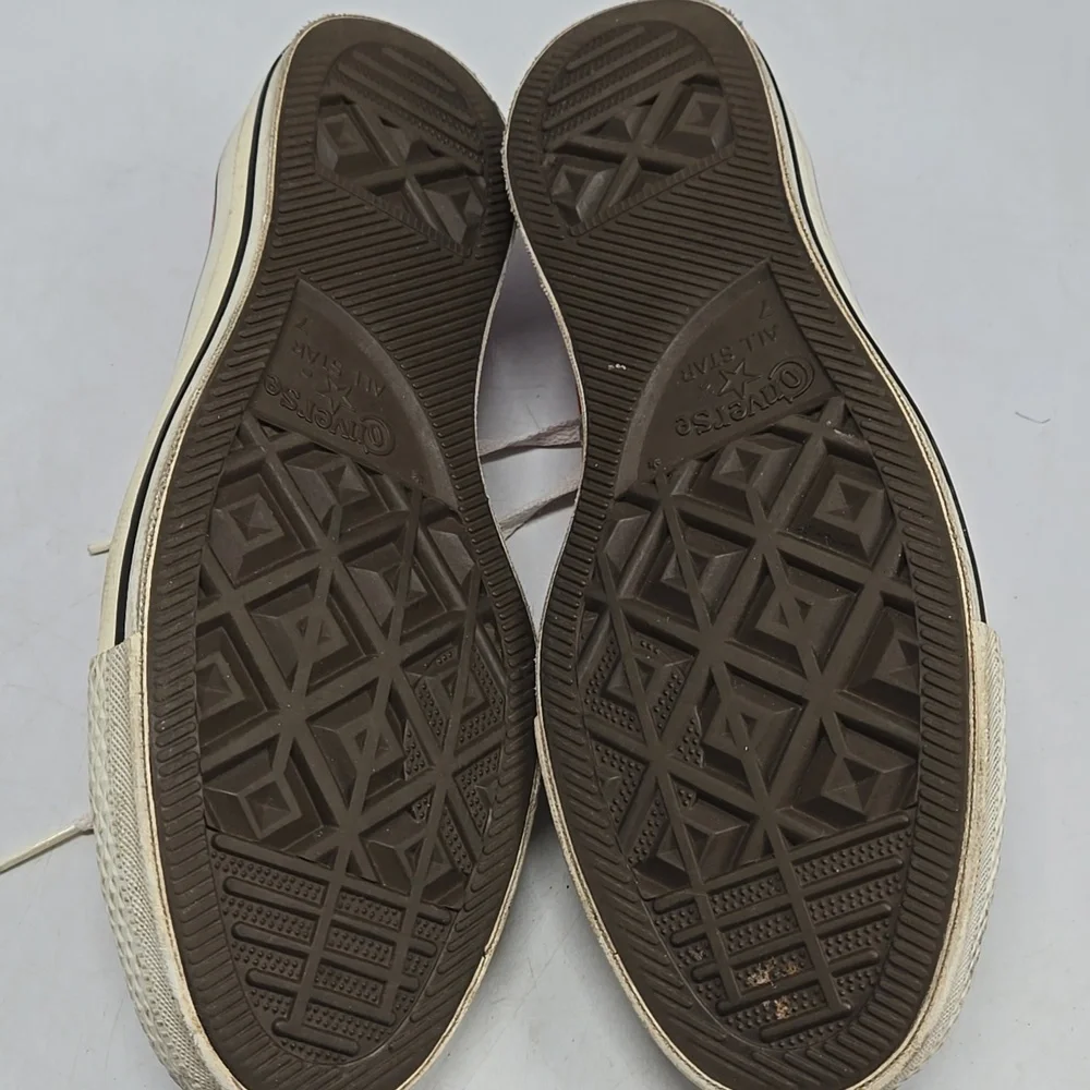 Converse Red and White Sneakers 9W 7M - Picture 8 of 12